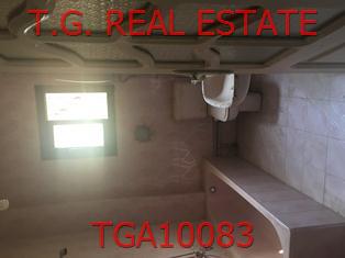 TGA10083