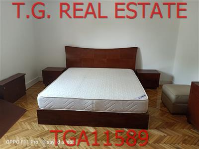 TGA11589-2045369683