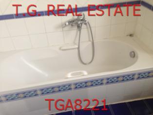 TGA8221