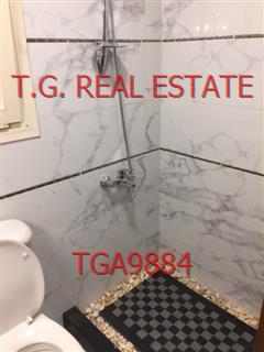 TGA9884